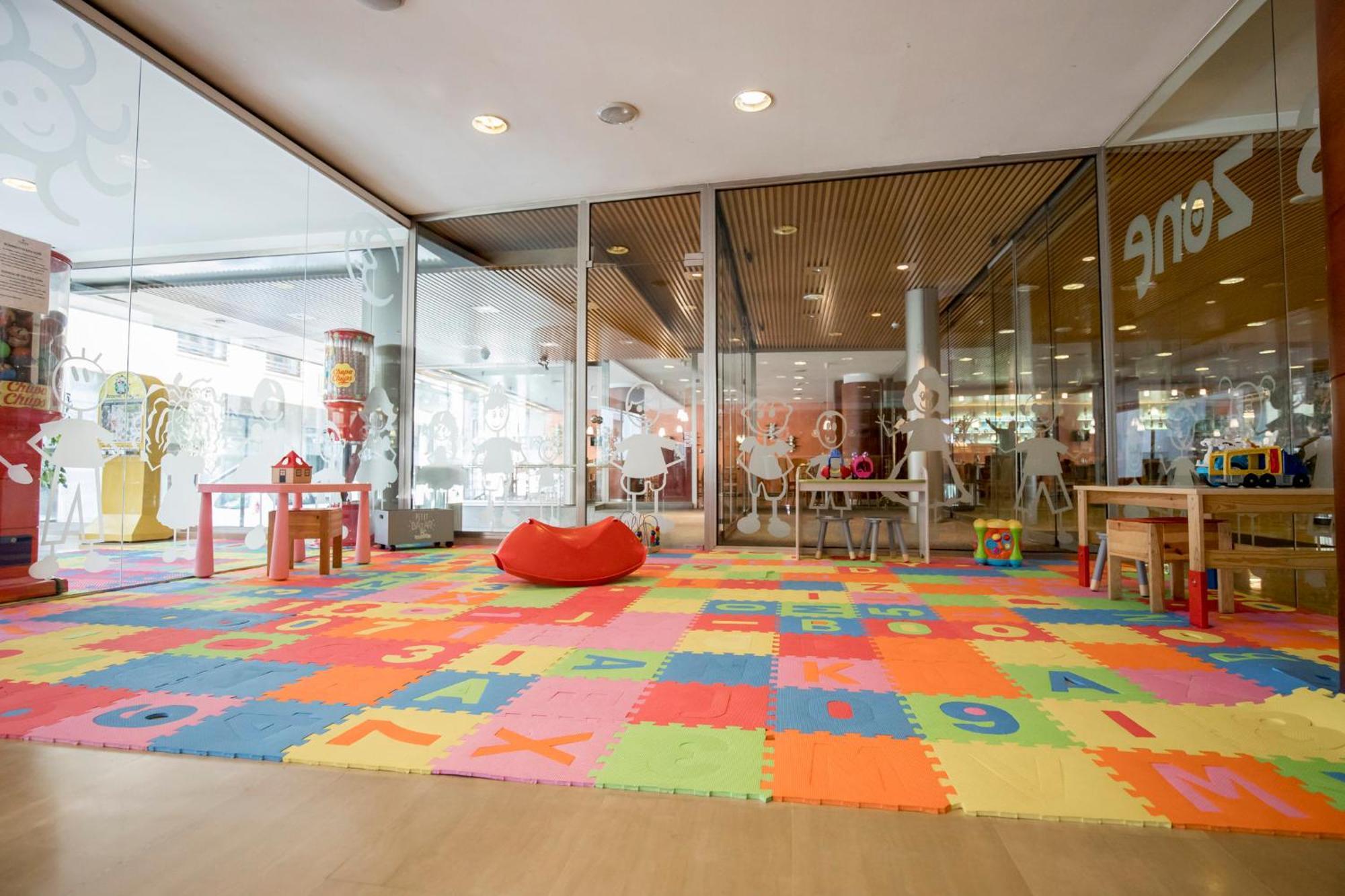 Sercotel Delfos Andorra Екстериор снимка